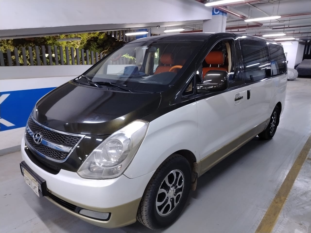 Limousine Services -خدمات الليموزين-07 Limousine Services -خدمات الليموزين-07