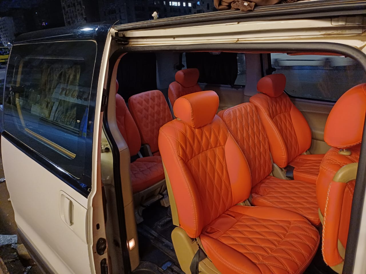 Limousine Services -خدمات الليموزين-02 Limousine Services -خدمات الليموزين-02