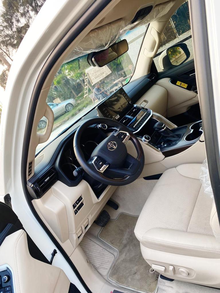 WhatsApp Image 2025-02-08 at 11.15.03_31a930a1 WhatsApp Image 2025-02-08 at 11.15.03_31a930a1