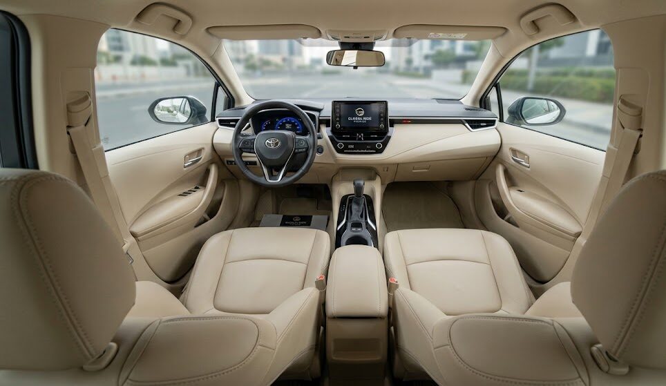 إيجار-عربية-تويوتا-كورولا-02