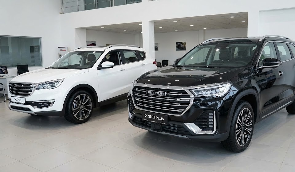 ايجار عربية جيتور X70 و X90 العائلية الفخمة | ليموزين القاهرة (التريند اللي حل عقدة السفر في مصر)