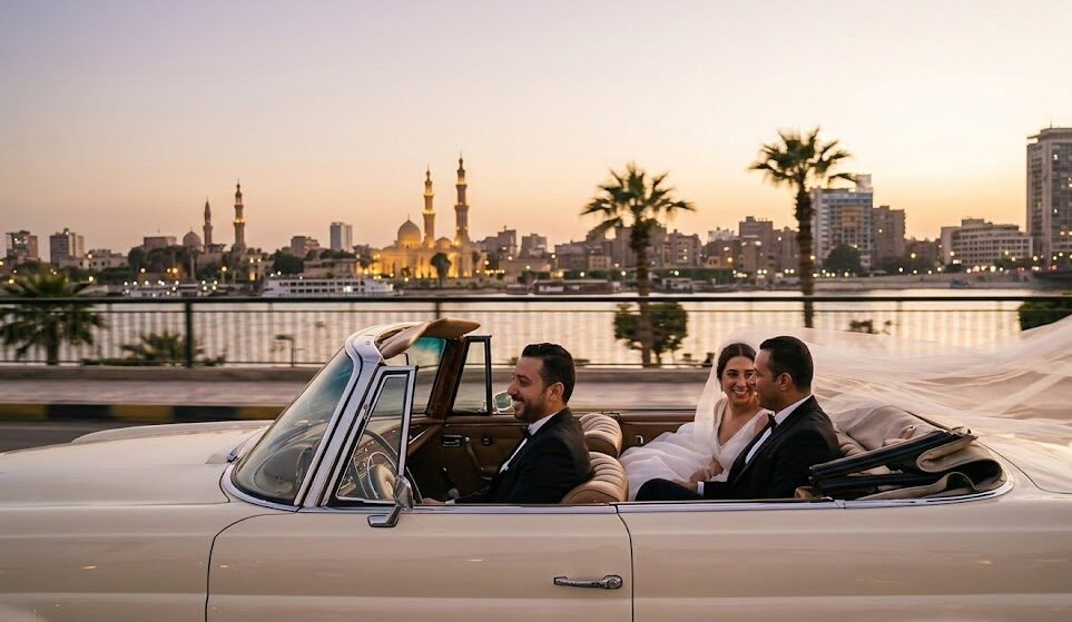 luxury-decorated-wedding-limousine-rental-إيجار-سيارات-ليموزين-زفاف-01